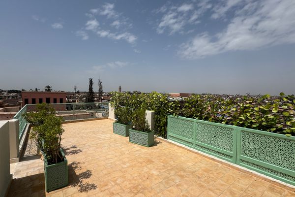 Beau Riad bien placé